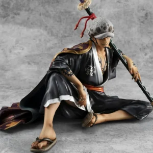 Trafalgar Law Figure: 13cm Kimono Model One Piece Characters